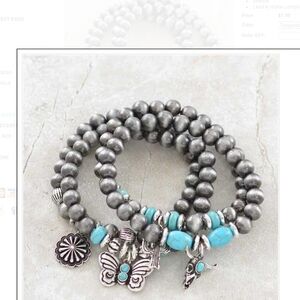 ✨️Sale✨️Silver and Turquoise Beaded Bracelet Set